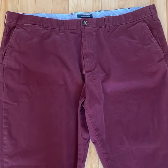 Tommy Hilfiger Burgundy Regular Fit Chino Pants (44/30) - Picture 4 of 9